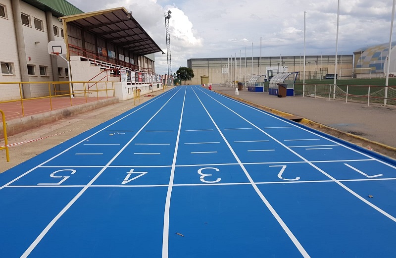 COMPOSAN renueva la pista de atletismo de Benifayó (Valencia)